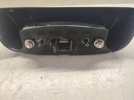 Renault Trafic II (X83) Luce targa 8200434687