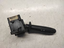 Opel Vivaro Wiper control stalk 7700312987