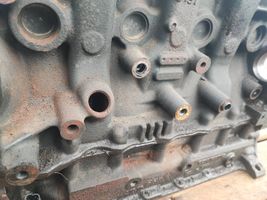 Opel Vivaro Engine block 8200513042