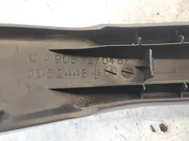 Mercedes-Benz Sprinter W906 Rivestimento della maniglia interna per portiera anteriore A9067270487