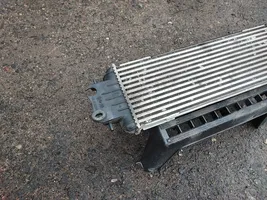 Nissan Primastar Chłodnica powietrza doładowującego / Intercooler 7700312903