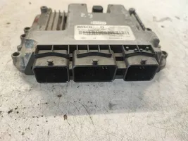 Renault Trafic II (X83) Calculateur moteur ECU 8200389519