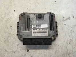 Renault Trafic II (X83) Calculateur moteur ECU 0281011529