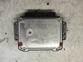 Renault Trafic II (X83) Engine control unit/module 0281011529