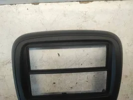 Opel Vivaro Radio/GPS head unit trim 682603912R