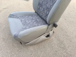 Opel Vivaro Asiento delantero del conductor 