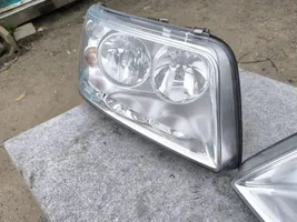 Volkswagen Multivan T5 Lampa przednia 