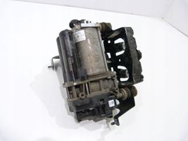 Audi Q7 4M Pneumatinės (oro) pakabos kompresorius 4M0616005H