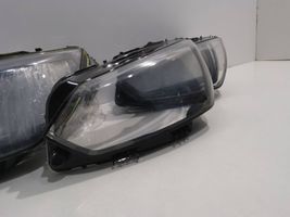 Peugeot 208 Klosze lamp przednich L90428980