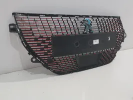 Peugeot 208 Grille de calandre avant 9823210180