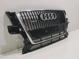 Audi Q5 SQ5 Grotelės viršutinės 8R0853651