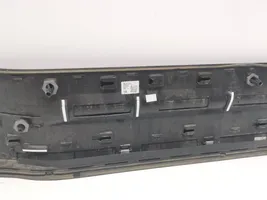 Land Rover Defender Takaoven lista (muoto) l8b2-274a49-c