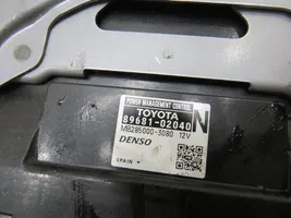 Toyota Auris E180 Relè della ventola di raffreddamento 89681-02040