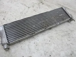 Toyota Auris E180 Radiateur d'huile moteur 71619001