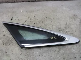 Jaguar XJ X351 Rear side window/glass 