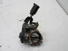 Toyota Avensis T270 Throttle valve 3465672