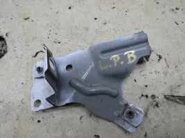 Opel Zafira C Supporto di montaggio del parafango 0616