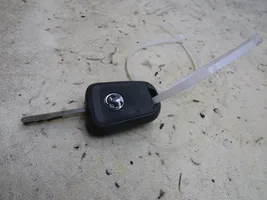 Opel Zafira C Ignition key/card 