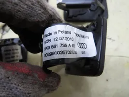 Audi Q5 SQ5 Zaczep bagażnika 8K9861736A