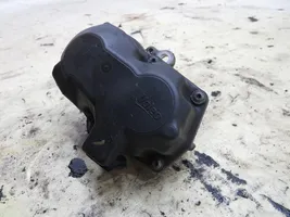 Nissan X-Trail T32 EGR valve 147109816R