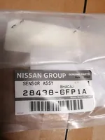 Nissan X-Trail T32 Pysäköintitutkan anturi (PDC) 284386FP1A