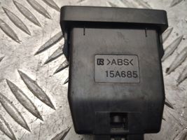 Toyota Prius (XW20) Interruptor del sensor de aparcamiento (PDC) 15A685