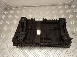 Mercedes-Benz E W238 Boîte de batterie A2056201502