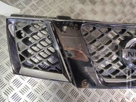 Nissan Navara D40 Grille calandre supérieure de pare-chocs avant 310EB400