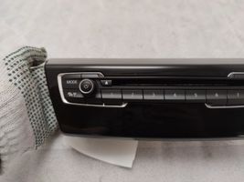 BMW 2 F46 Panel / Radioodtwarzacz CD/DVD/GPS 9371455