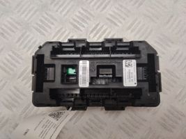 BMW 4 F36 Gran coupe Fuse module 9389068