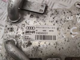 Audi A8 S8 D4 4H Vaihteistoöljyn jäähdytin 4H0317021H