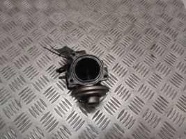 Volkswagen Golf IV Soupape vanne EGR 038131501E