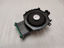 BMW X4 G02 Subwoofer-bassokaiutin 6811918