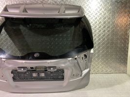 Toyota C-HR Задняя крышка (багажника) 