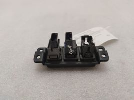 Toyota C-HR Kit interrupteurs 55447F4010