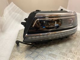 Volkswagen Tiguan Lampa przednia 5NC941081A