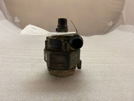 Peugeot 3008 II Pompe à eau de liquide de refroidissement 9823813480