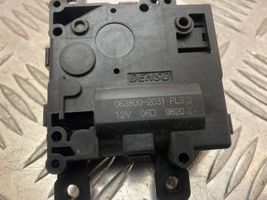 Toyota RAV 4 (XA50) Moteur / actionneur de volet de climatisation 0638002031