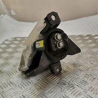 Hyundai Santa Fe Supporto di montaggio del motore 452114G430