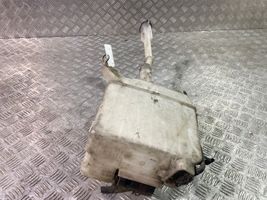 Toyota Corolla E120 E130 Réservoir de liquide lave-glace HLC33065