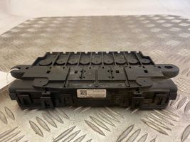 Land Rover Discovery 5 Module de fusibles HPLA14A073KA