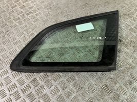 Volvo XC90 Fenêtre latérale avant / vitre triangulaire 31108777