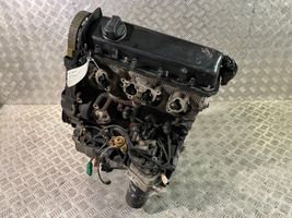 Volkswagen PASSAT B5 Moottori AZM