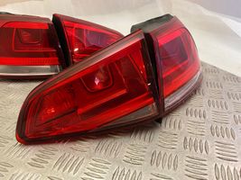 Volkswagen Golf VII Lampy tylne / Komplet 5G0945095M