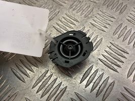 Nissan Qashqai Enceinte haute fréquence de porte avant 28148BR00A