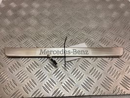 Mercedes-Benz GLS X166 Priekinio slenksčio apdaila (išorinė) A1666809500