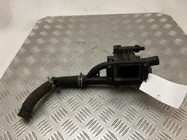 Volvo V40 Cross country Thermostat / Thermostatgehäuse 9670253780