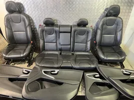 Volvo V40 Cross country Seat set 