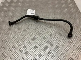 BMW 4 F36 Gran coupe Fuel line pipe 8605160