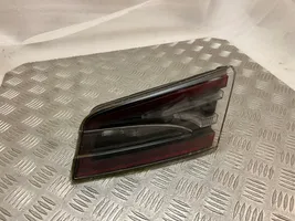 Tesla Model S Luci posteriori del portellone del bagagliaio 600592400E